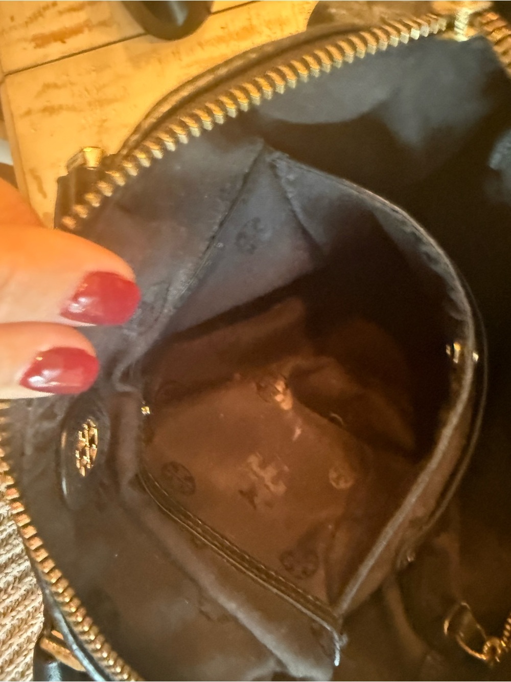 Tory Burch Black Pebbled Leather Dome Satchel with Gold Hardware - Picture 7 of 8